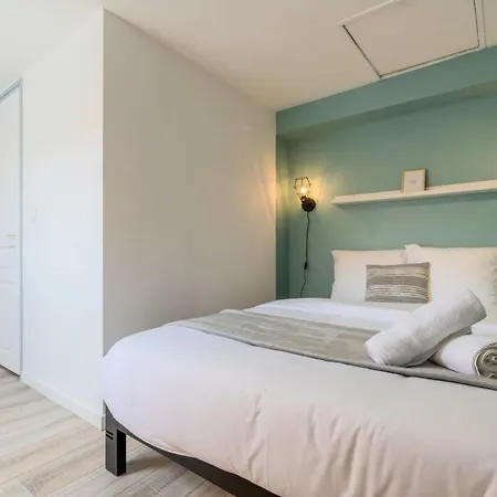 House With Garden 6p 3br רובייש